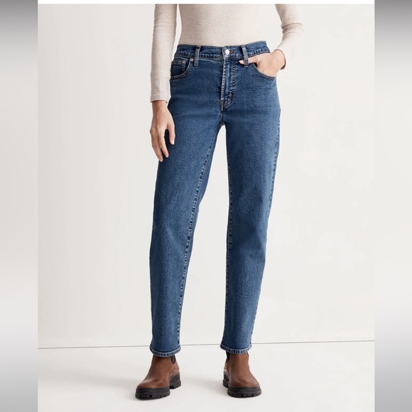 The Perfect Vintage Straight Jean in Bright Indigo Wash: Instacozy Edition - Picture 4 of 8